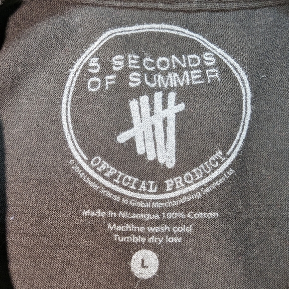 5 Seconds of Summer Tee 🔆 - Picture 5 of 5